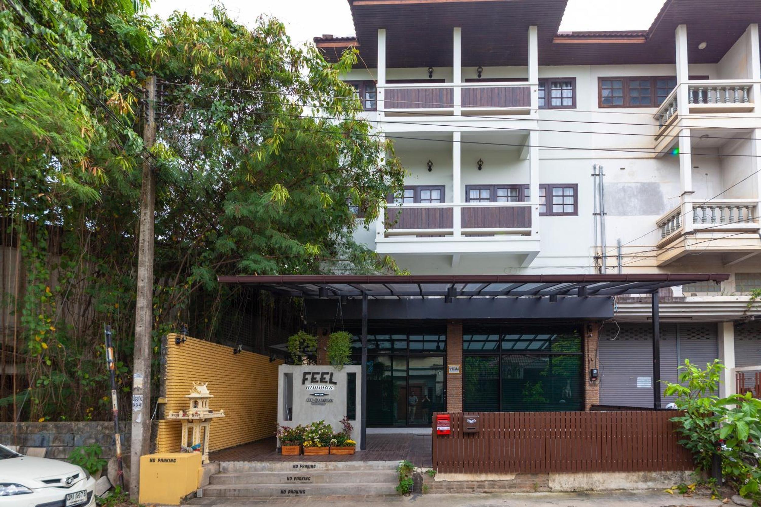 Feel Nimman Boutique — Photos 1